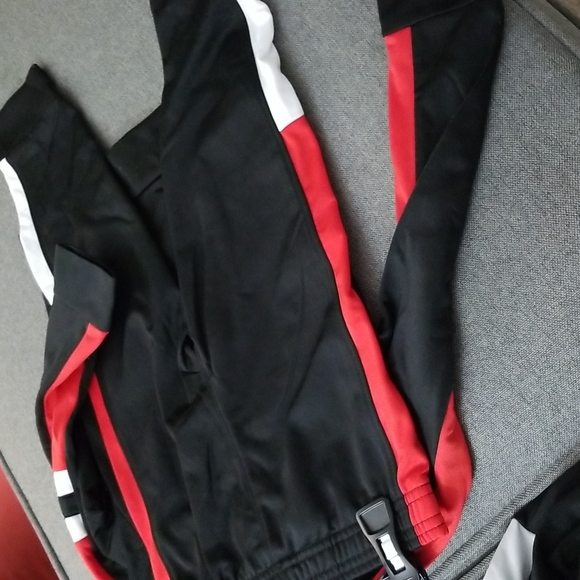 4 Puma set. Red & Black - Picture 5 of 5